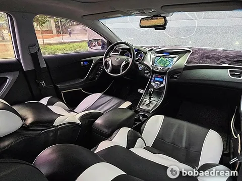 Hyundai Elantra (Avante)