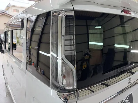 Suzuki Spacia Custom