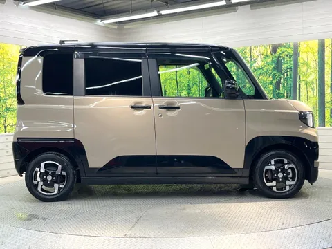 Mitsubishi Delica Mini