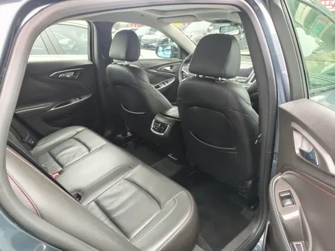 Chevrolet Malibu XL