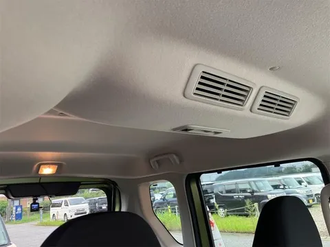Mitsubishi eK X Space