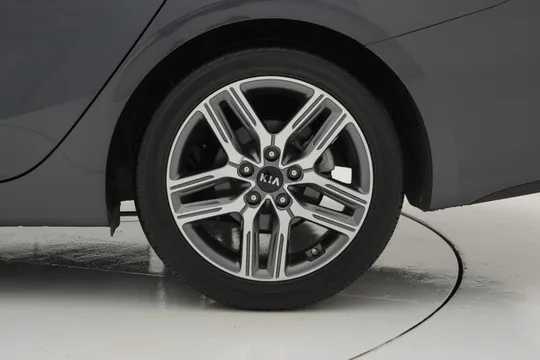 Kia Cerato (K3)