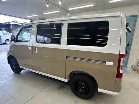 Toyota TownAce Van