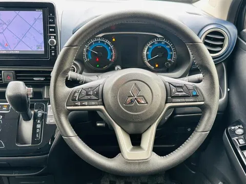 Mitsubishi eK X