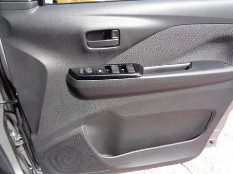 Mitsubishi eK X