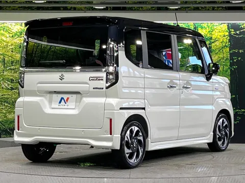 Suzuki Spacia Custom