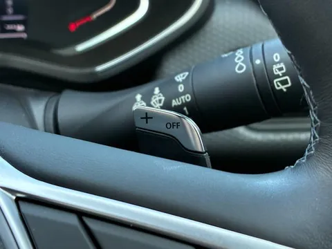 Renault Lutecia