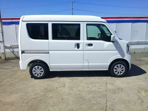 Nissan Clipper