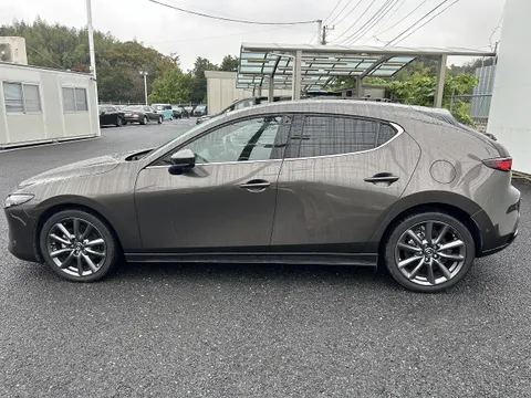 Mazda MAZDA3 Fastback