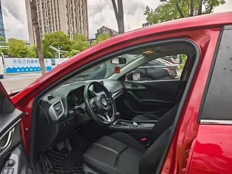 Mazda Mazda 3