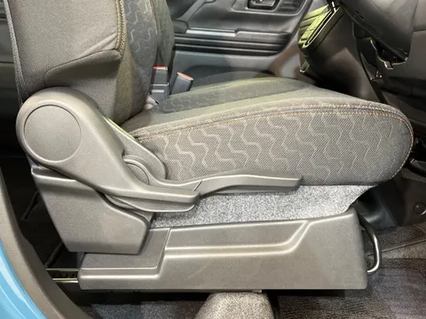 Suzuki Spacia Gear