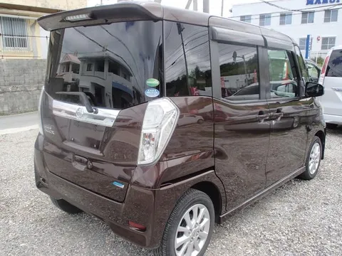 Nissan Dayz Roox