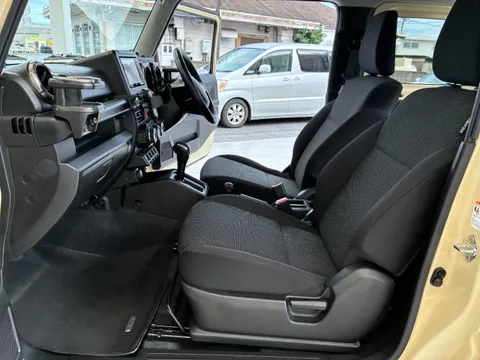 Suzuki Jimny Sierra