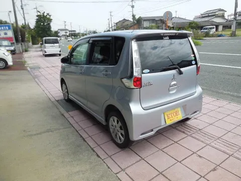 Mitsubishi eK Custom