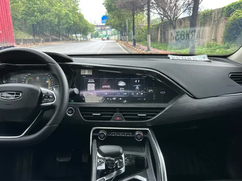 Geely Tugella (Xingyue)