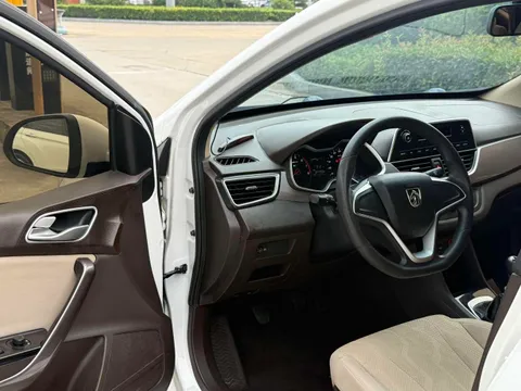 Baojun 310W