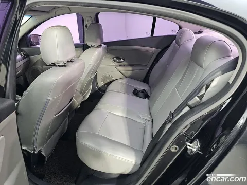 Renault SM3