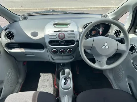 Mitsubishi I