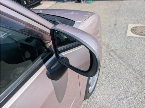 Daihatsu Mira Tocot