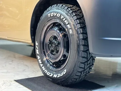 Toyota TownAce Van