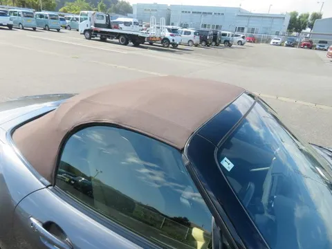 Mazda MX-5 (Roadster)