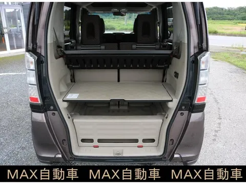 Honda N-BOX Plus