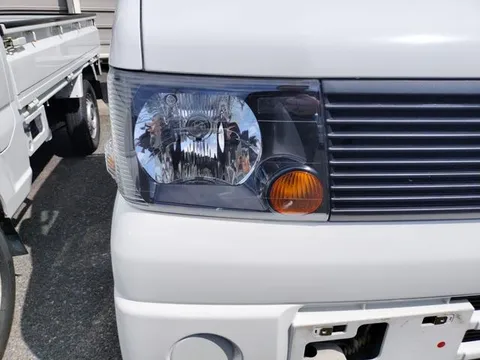 Mitsubishi Minicab Truck