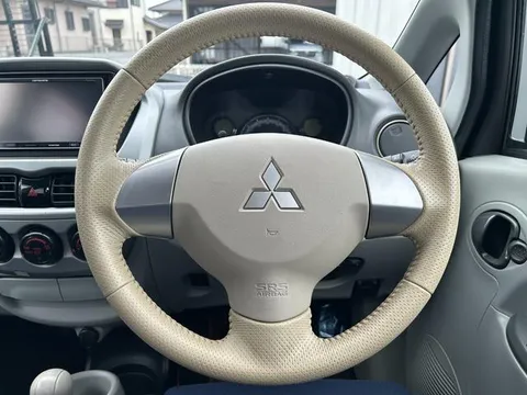 Mitsubishi I