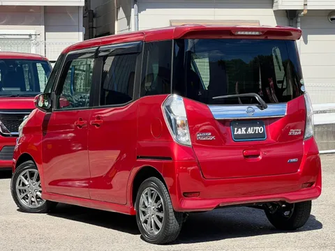 Nissan Dayz Roox
