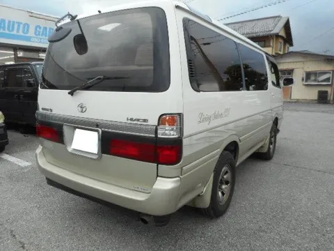 Toyota HiAce Wagon