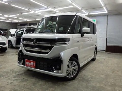 Suzuki Spacia Custom