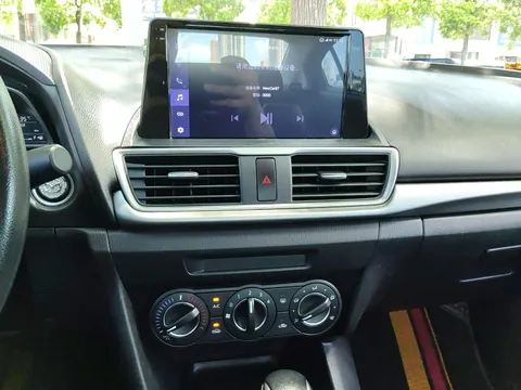 Mazda Mazda 3