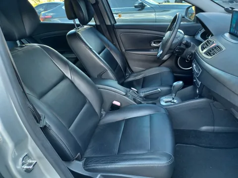 Renault SM3