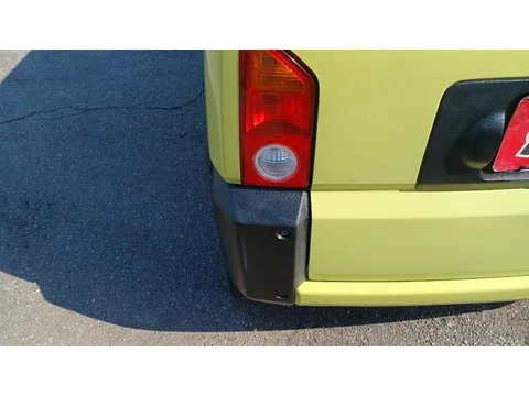 Daihatsu Naked