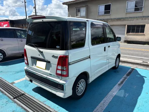Daihatsu Atrai Wagon