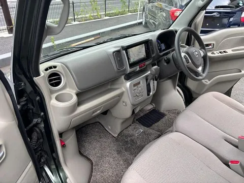 Nissan Clipper Rio