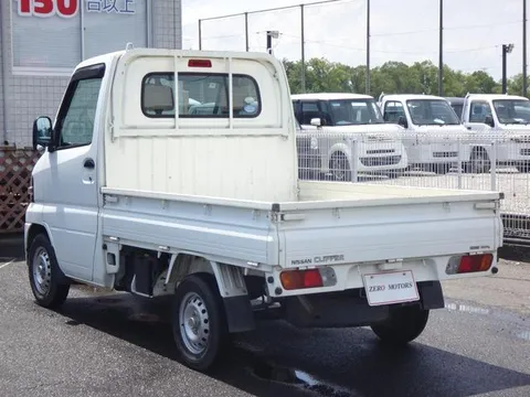 Nissan Clipper Truck