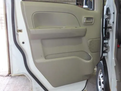 Mitsubishi Minicab Van