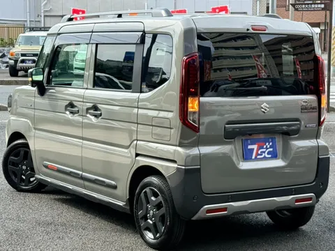 Suzuki Spacia Gear