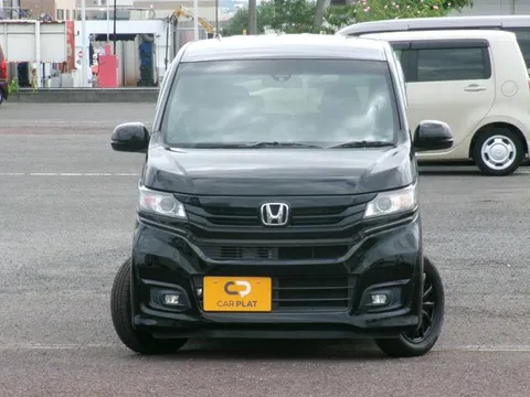 Honda N-WGN Custom