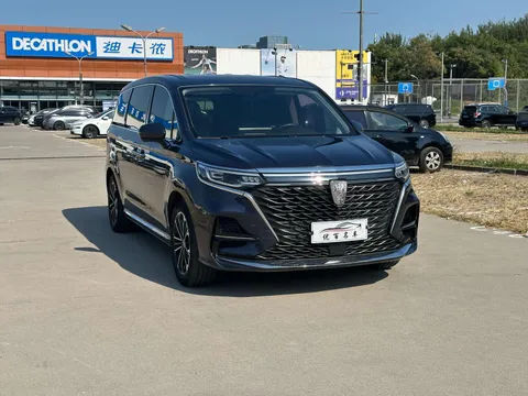 Roewe iMAX8