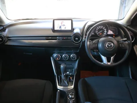 Mazda Mazda2 (Demio)