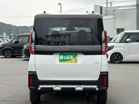 Mitsubishi Delica Mini