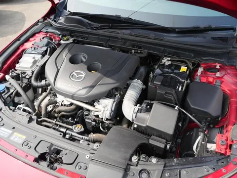 Mazda MAZDA3 Fastback