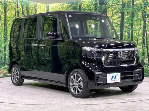 Honda N-BOX Custom