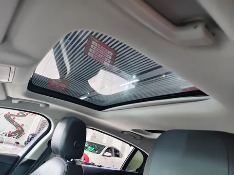 Jaguar XEL