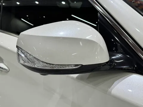 Infiniti Q50L