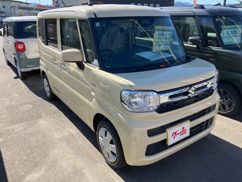 Suzuki Spacia