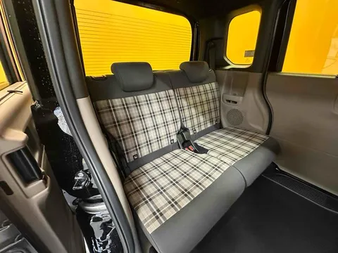 Honda N-BOX Joy