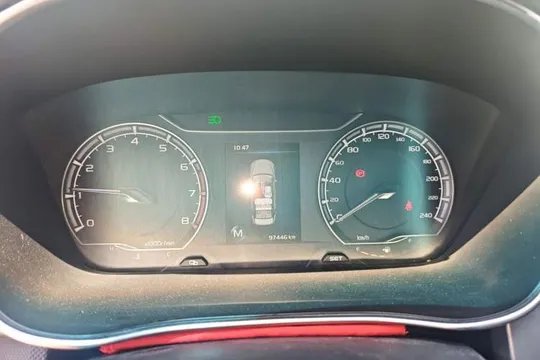 Geely Binray